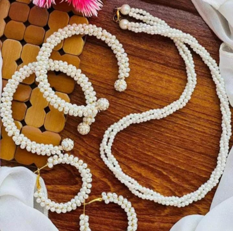 Luxury Pearl Beaded Set – Necklace & Accessories for Special Occasions