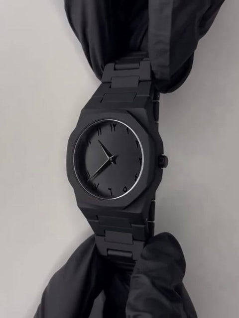 Classic Black Aura Quartz Analog Watch – Stylish Gift for Men